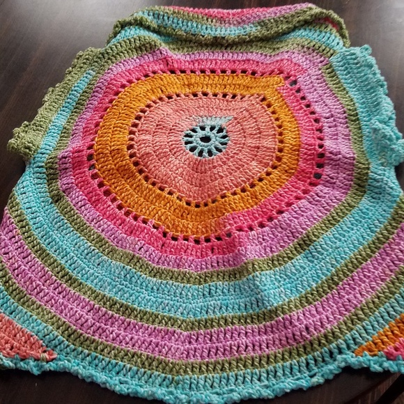 New crocheted Boho Circle Vest - Picture 4 of 4